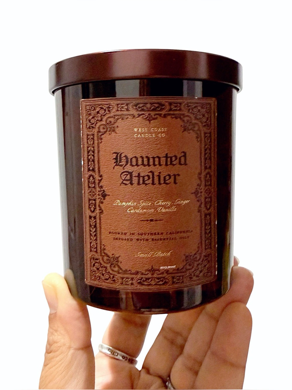 Leoben Company Haunted Atelier Brown Scented Candle